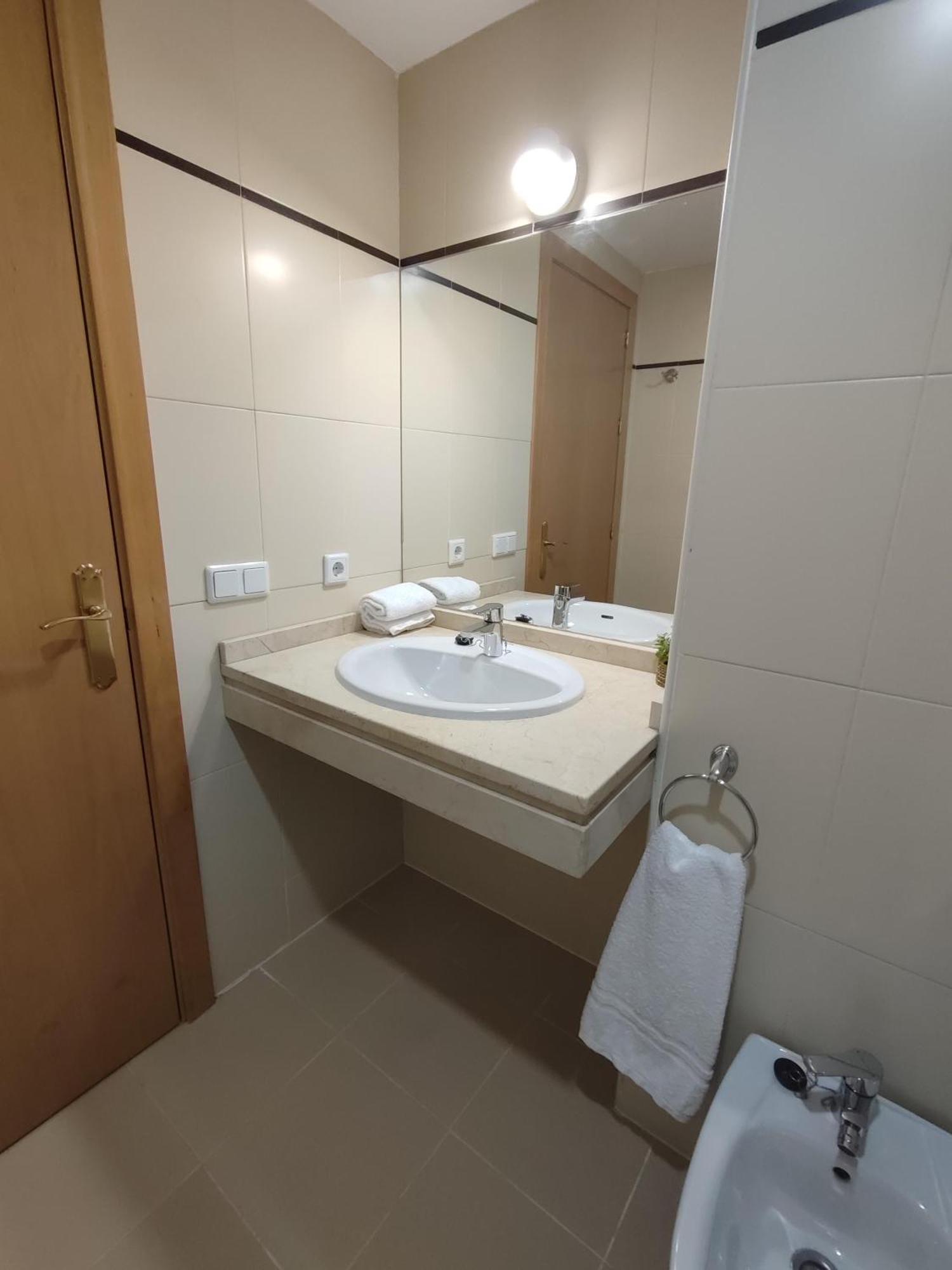 Apartamento En Sevilla Con Piscina Y Parking 拉阿尔加瓦 外观 照片