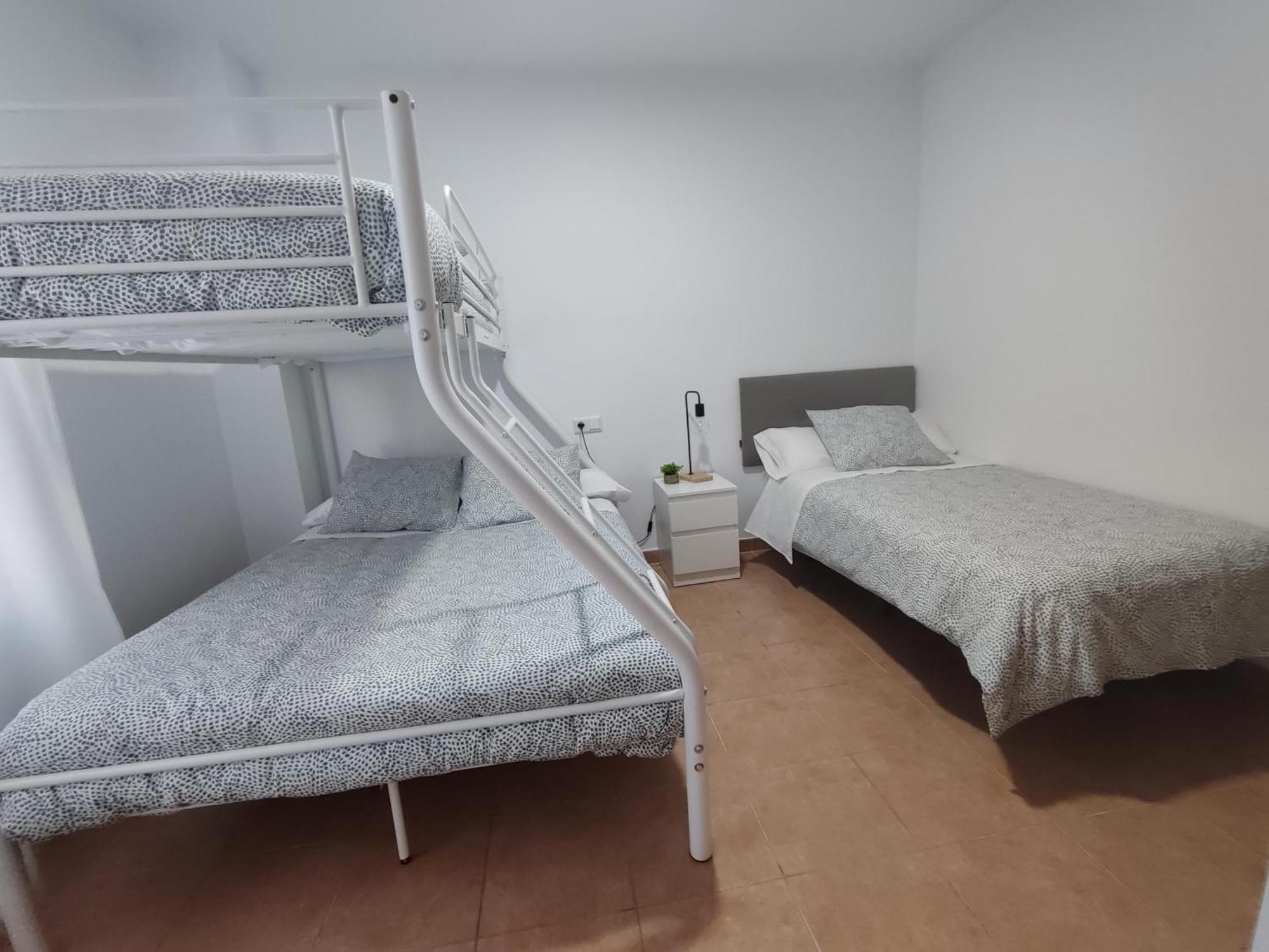 Apartamento En Sevilla Con Piscina Y Parking 拉阿尔加瓦 外观 照片